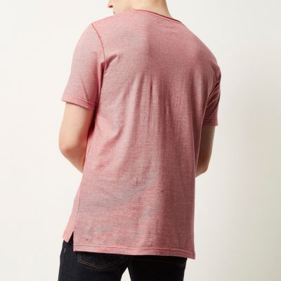 Red stripe short sleeve t-shirt
